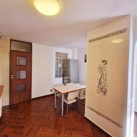 Stephanie Apartment-Centru Civic Brasov Luaran gambar