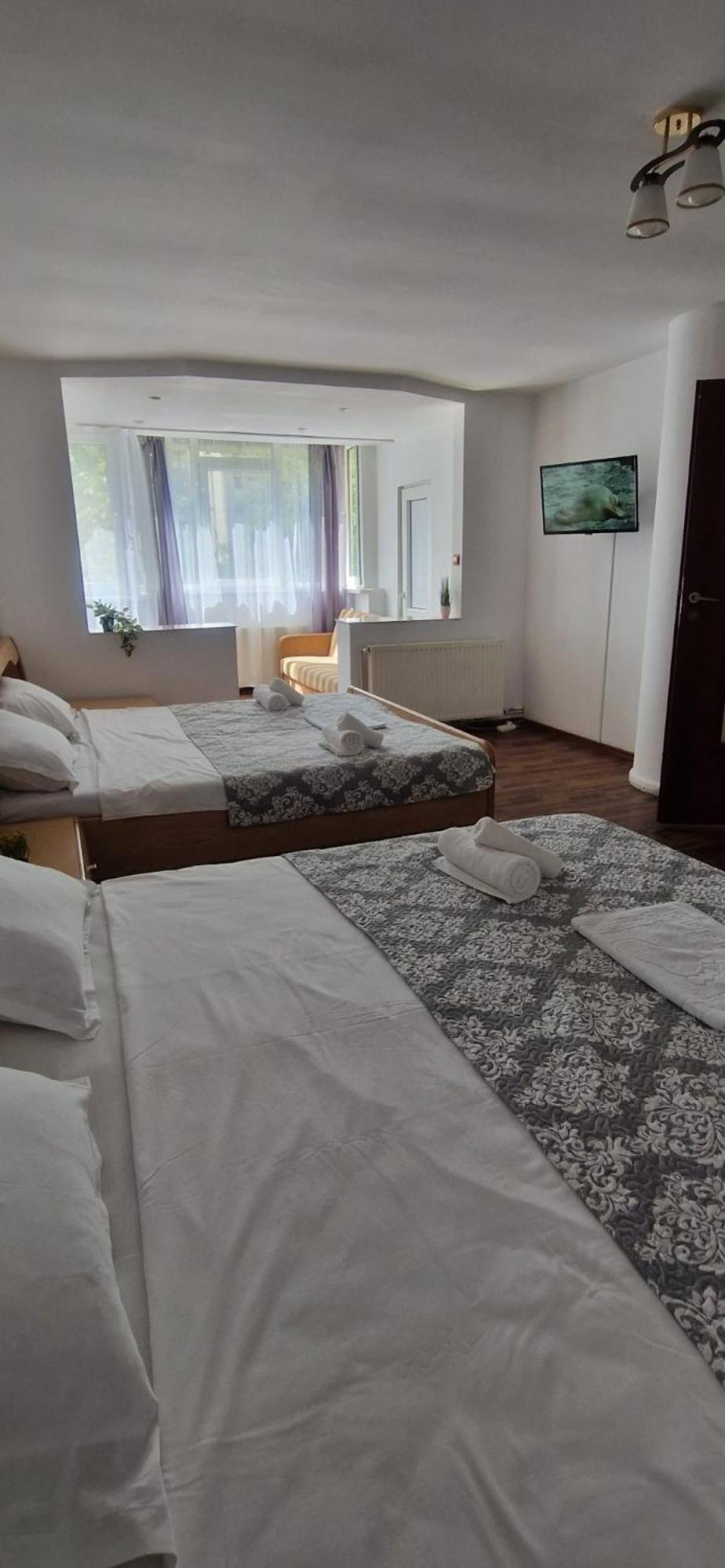 Stephanie Apartment-Centru Civic Brasov Luaran gambar