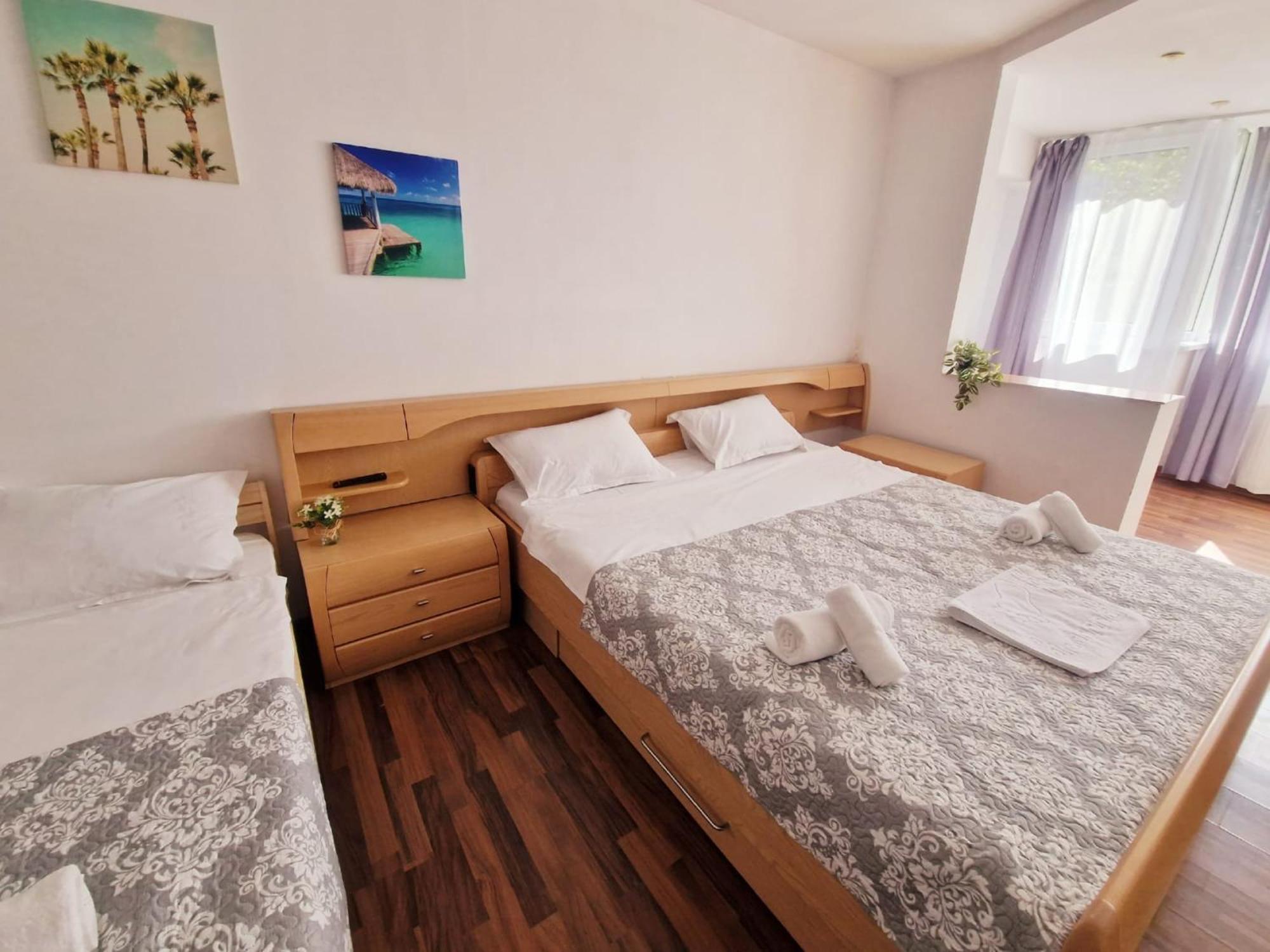 Stephanie Apartment-Centru Civic Brasov Luaran gambar