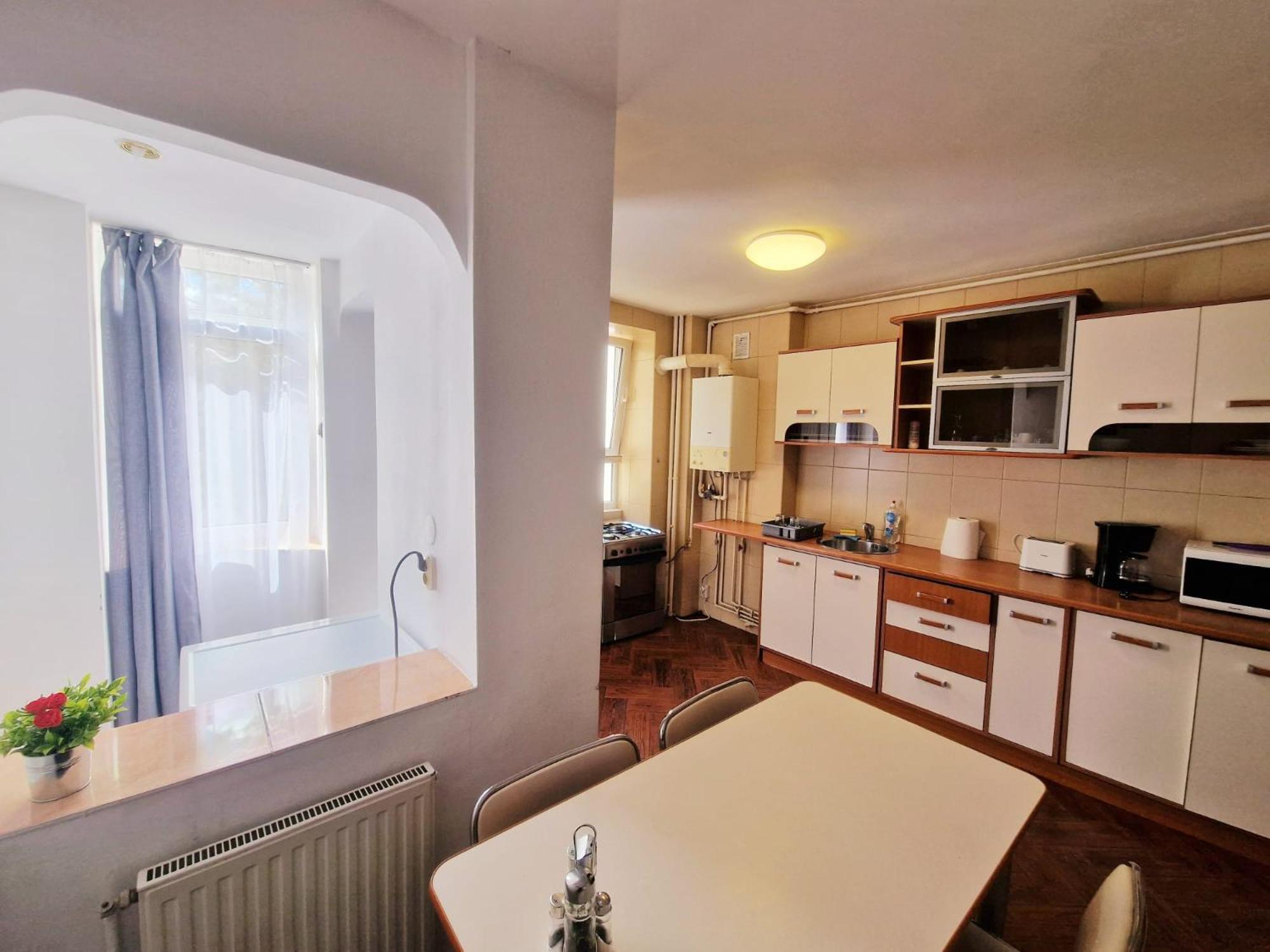 Stephanie Apartment-Centru Civic Brasov Luaran gambar