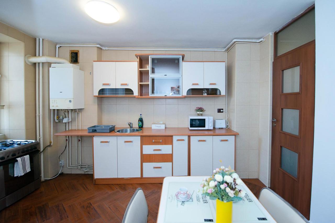 Stephanie Apartment-Centru Civic Brasov Luaran gambar