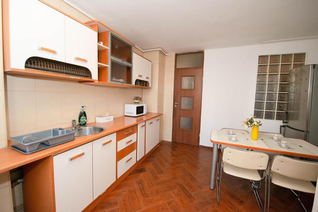 Stephanie Apartment-Centru Civic Brasov Luaran gambar
